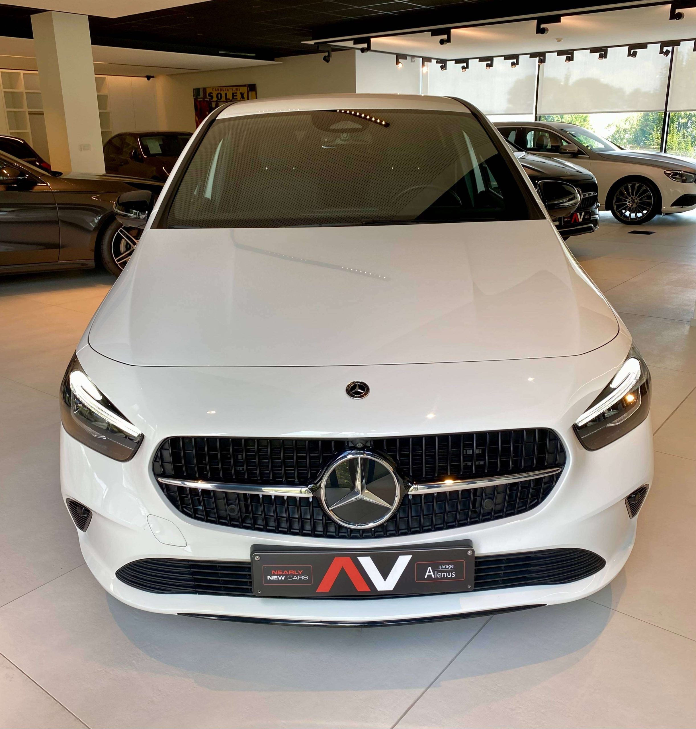 Mercedes-Benz B 200 7G NIGHT – AMG 19″/Distronic/MBUX/Dodehoek/360°/…