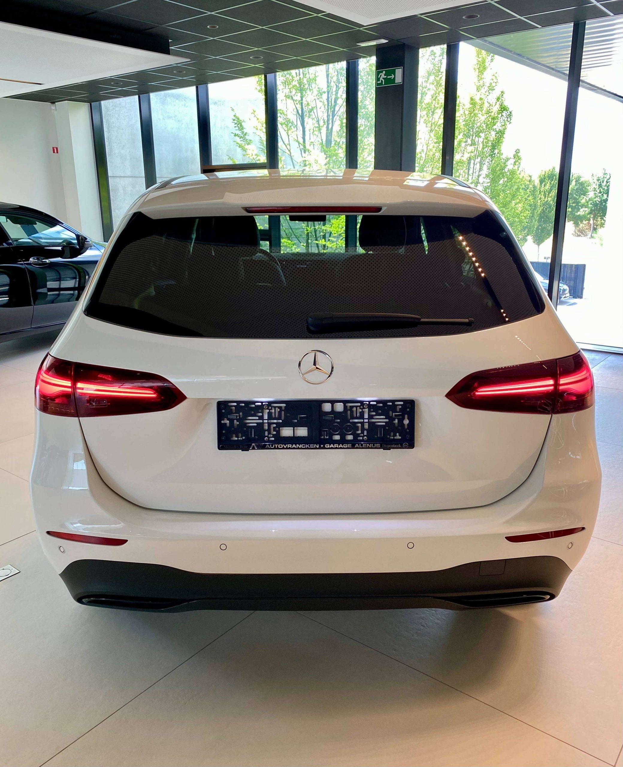 Mercedes-Benz B 200 7G NIGHT – AMG 19″/Distronic/MBUX/Dodehoek/360°/…