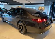 Mercedes-Benz E 300 e 9G Plug-in AVANTGARDE & NIGHT 19″AMG/Distronic/Dodehoek/Keyless/Ambiente+/Trekhaak