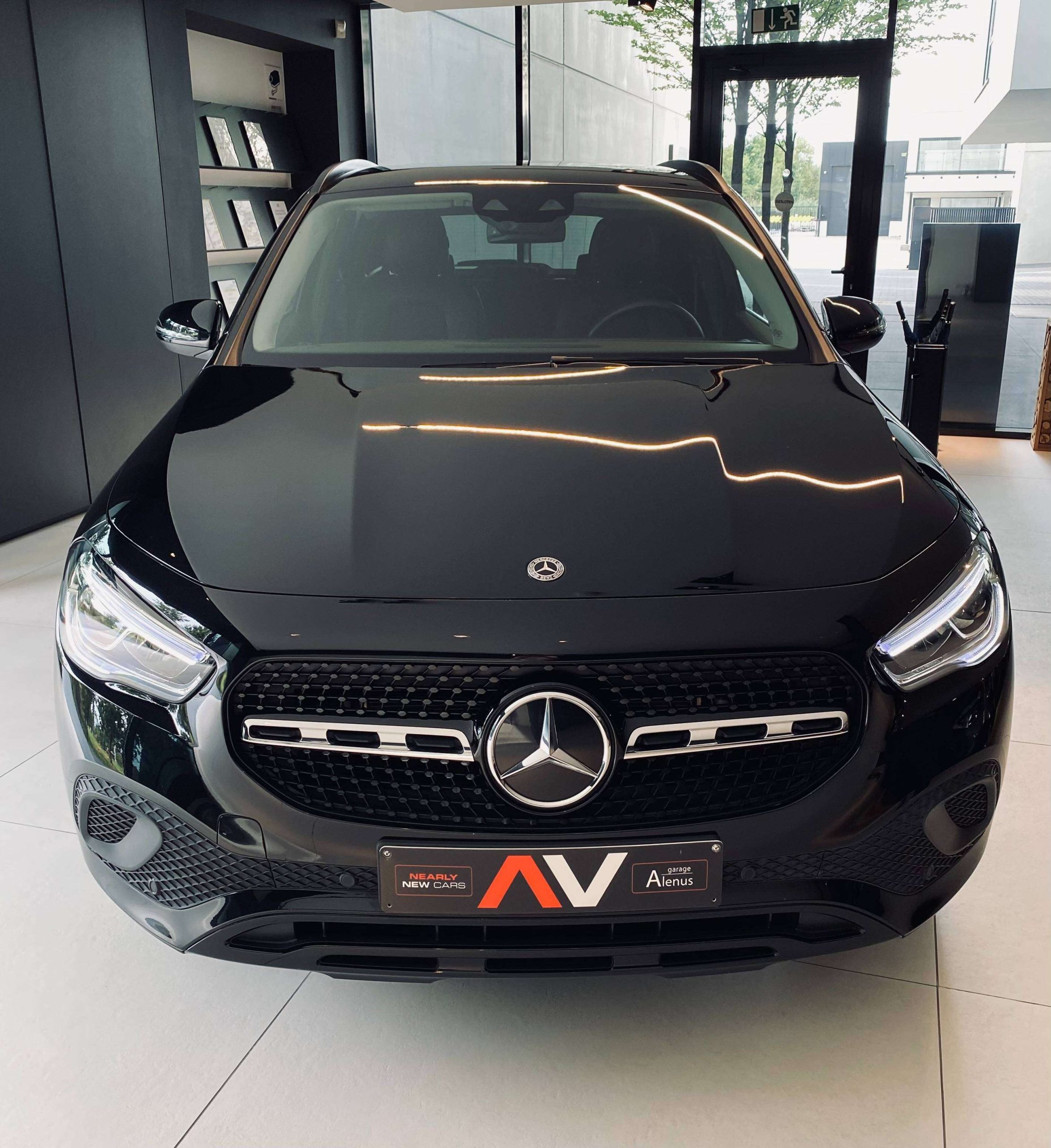 Mercedes-Benz GLA 250 e 8G Plug-in SPORT & NIGHT 19″AMG/MBUX/Keyless/Augm.RealityNavi/Camera