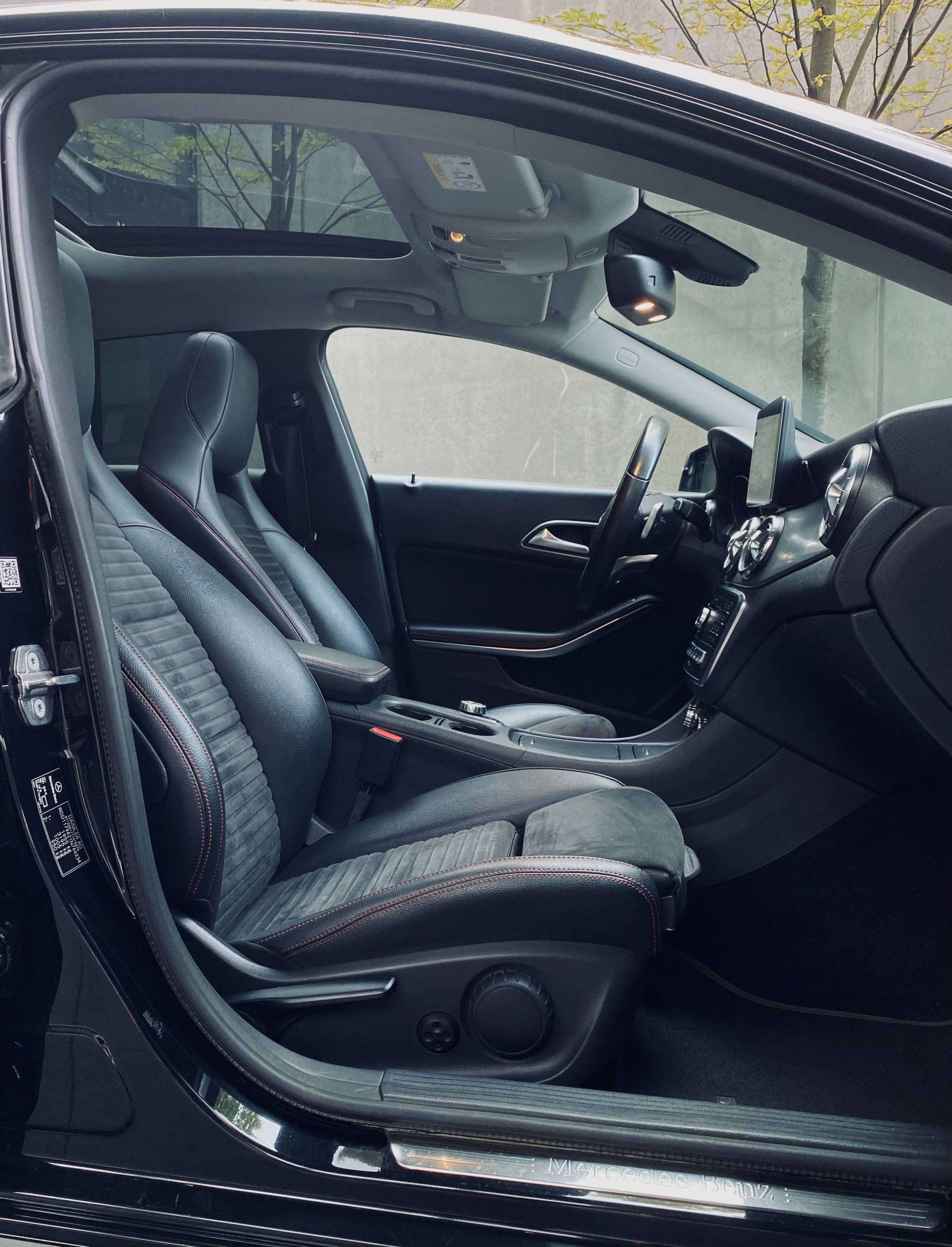 Mercedes-Benz CLA 180 a ShootingBreak AMG & NIGHT HP-LED/DigitalAirco/Ambiente/Camera